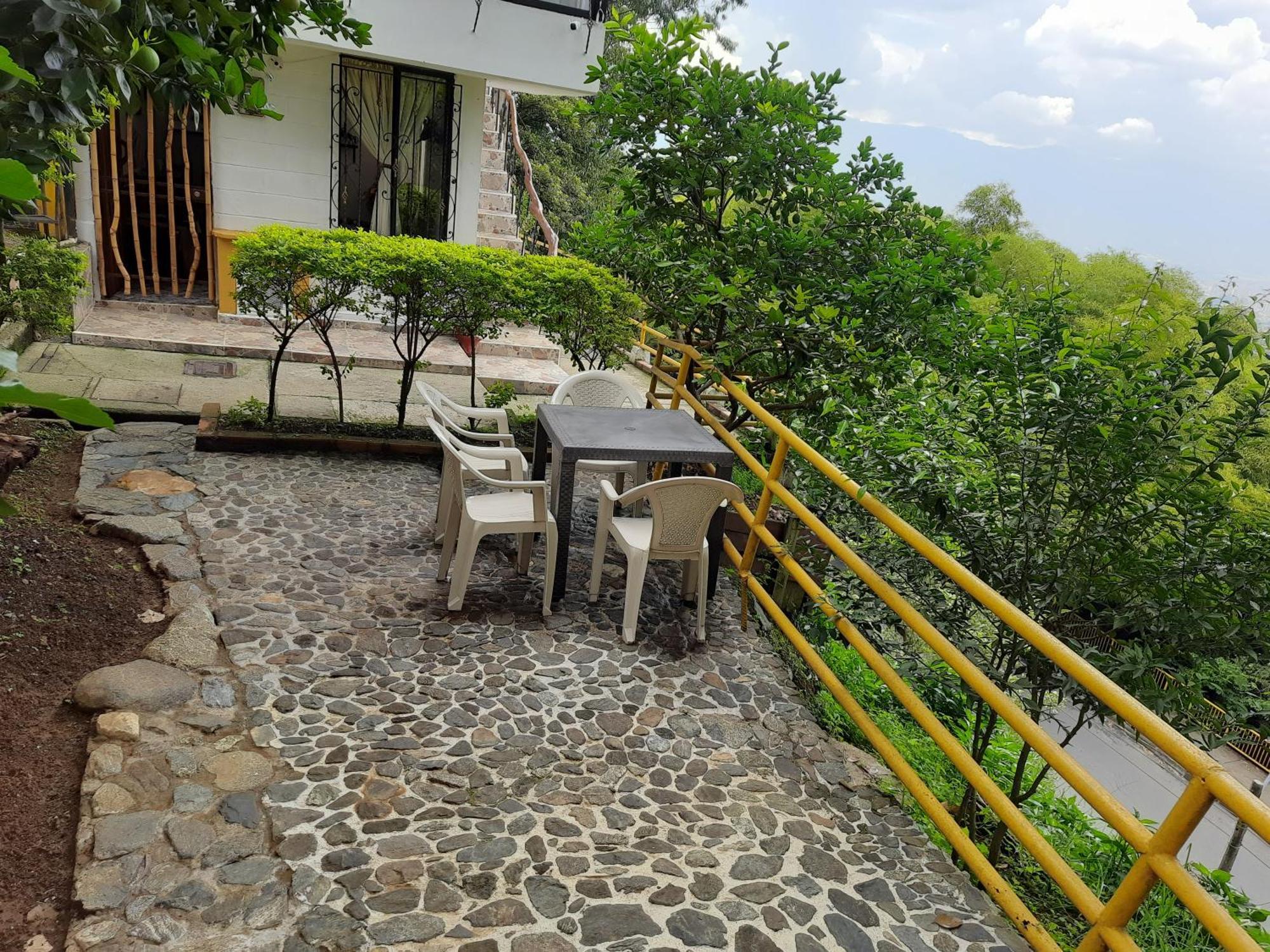 Apartamento Campestre Medellín Buitenkant foto